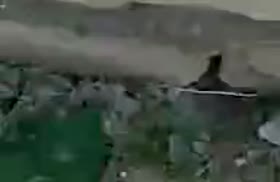 Узбечку поставили раком перед камерой мобилы